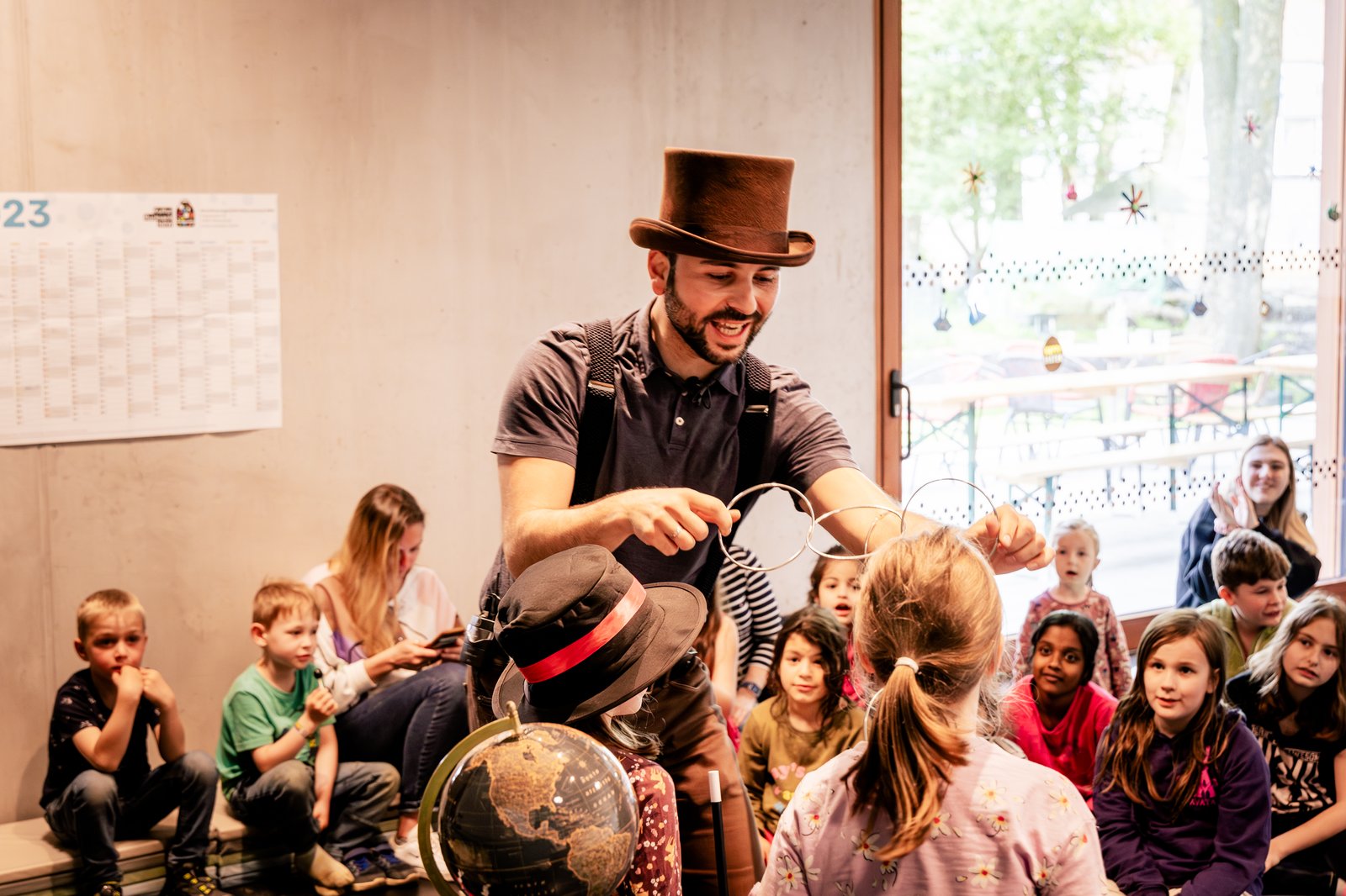 Mr.Magic Kinderzauberer auf einer Promotion·Veranstaltung im Centermanagement